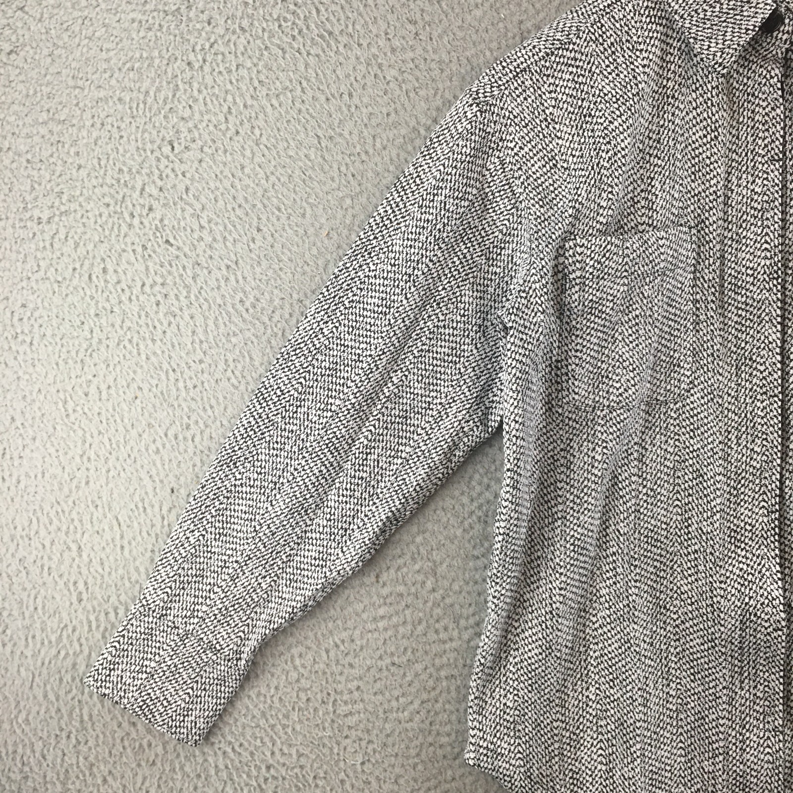 Athleta Shirt Womens XXS Black White Textured Long Sleeve Button Front Top