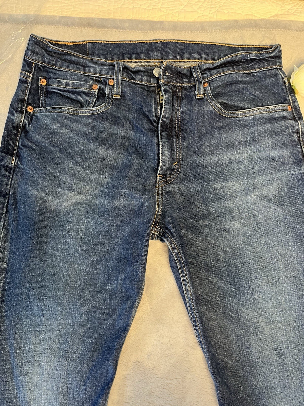 Levi’s Men’s Blue Slim Tapered Low Rise Denim Jeans Medium Wash Water Less