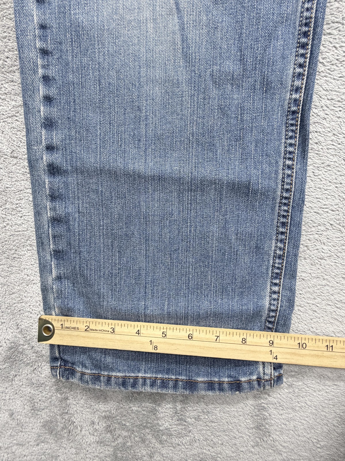 Levis 569 Jeans Mens Measured 30×30 Blue Loose Straight Classic Denim Zip Fly