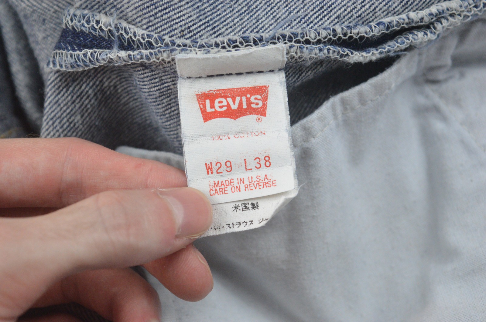 Vintage 1993 Levi’s 501 MADE IN USA Indigo Denim Jeans W29 L38