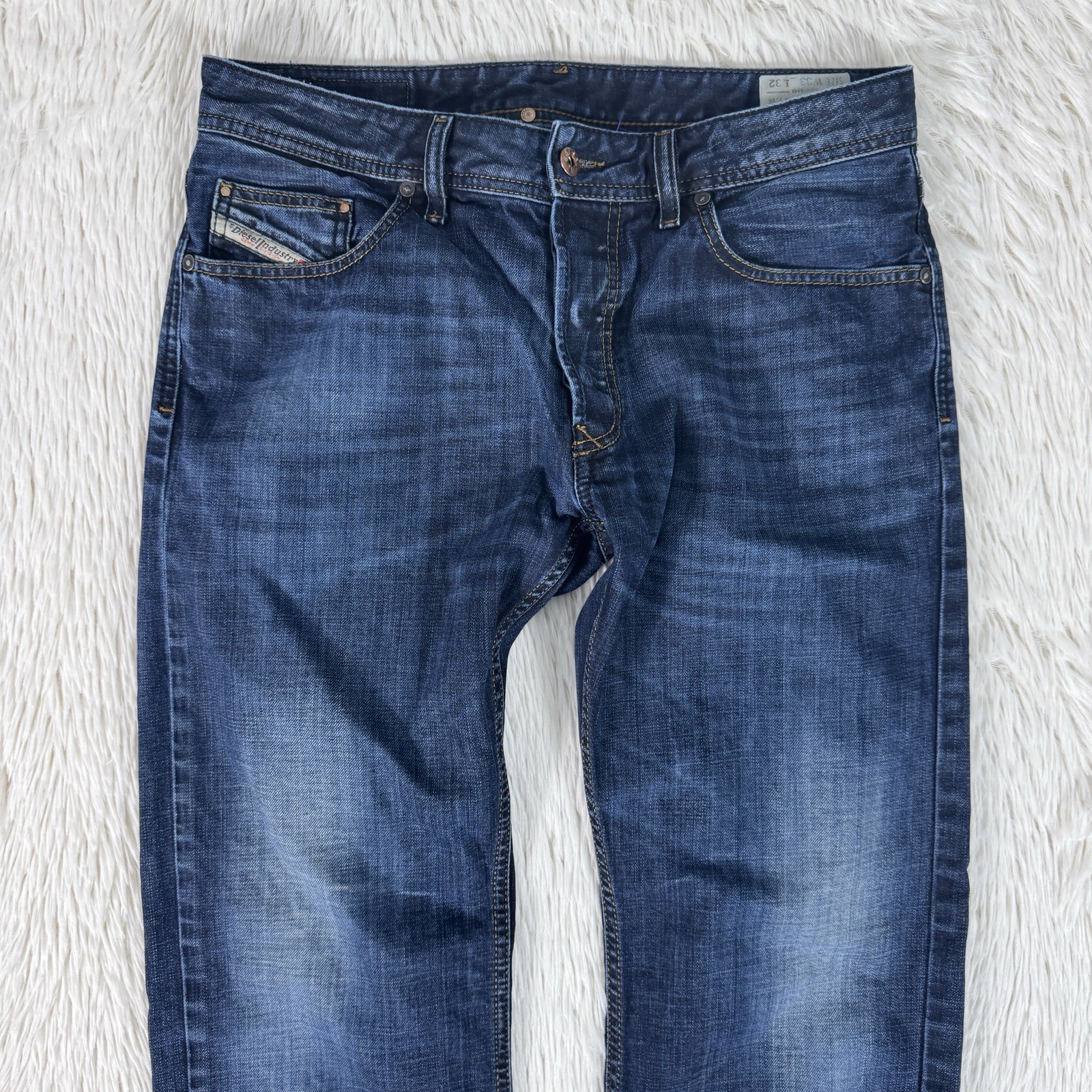 Diesel Industry Larkee Blue Dark Wash Mid-Rise Straight Leg Denim Jeans Men’s 33