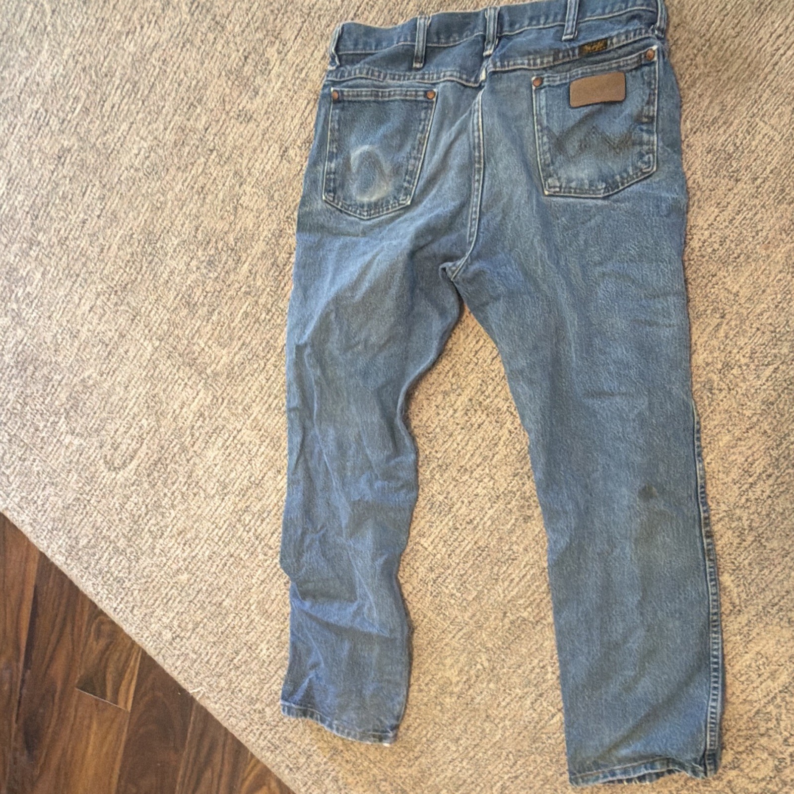 Wrangler Cowboy Cut Men’s Blue Medium Wash Distressed Slim Straight Jeans