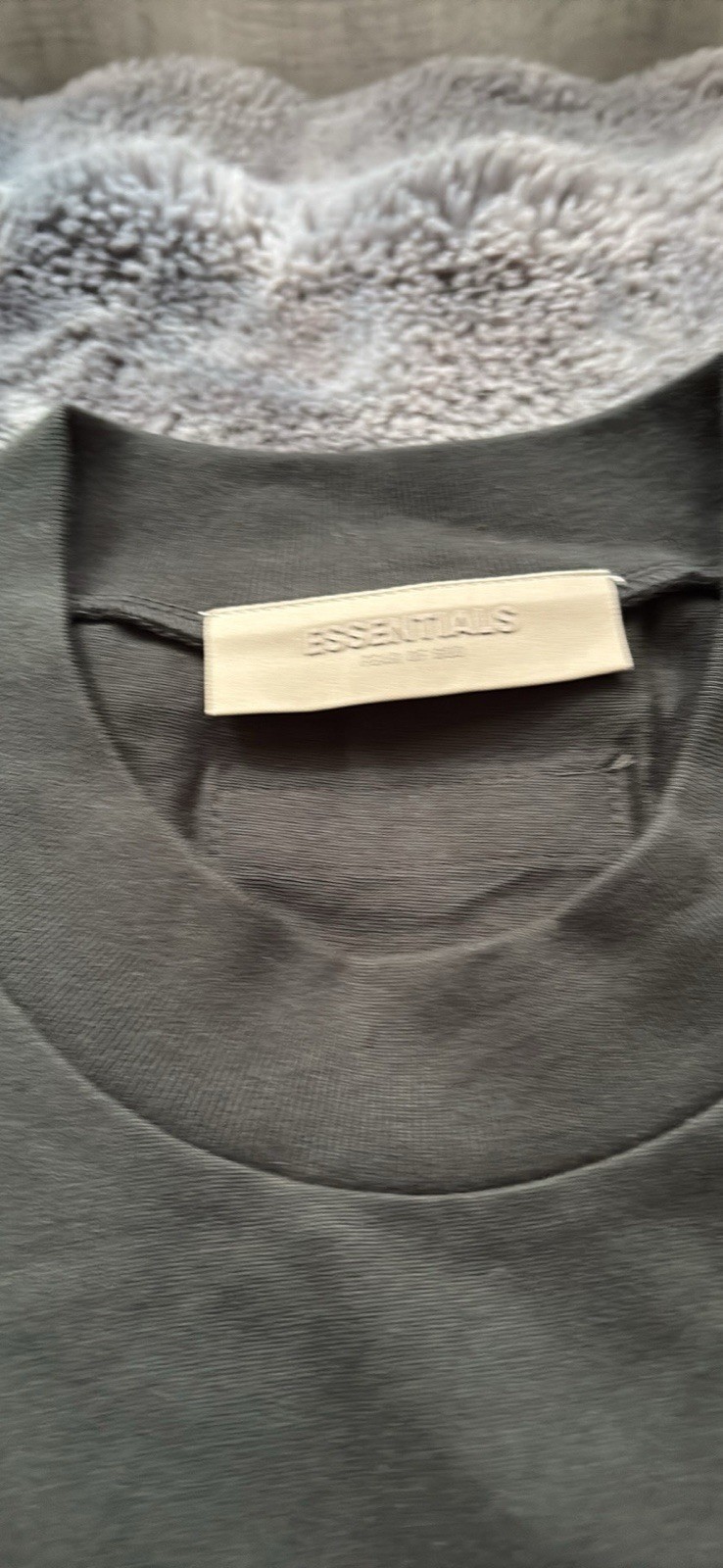 Essentials Fear of God ESSENTIALS Men’s Gray Logo Crew Neck T-Shirt Size S