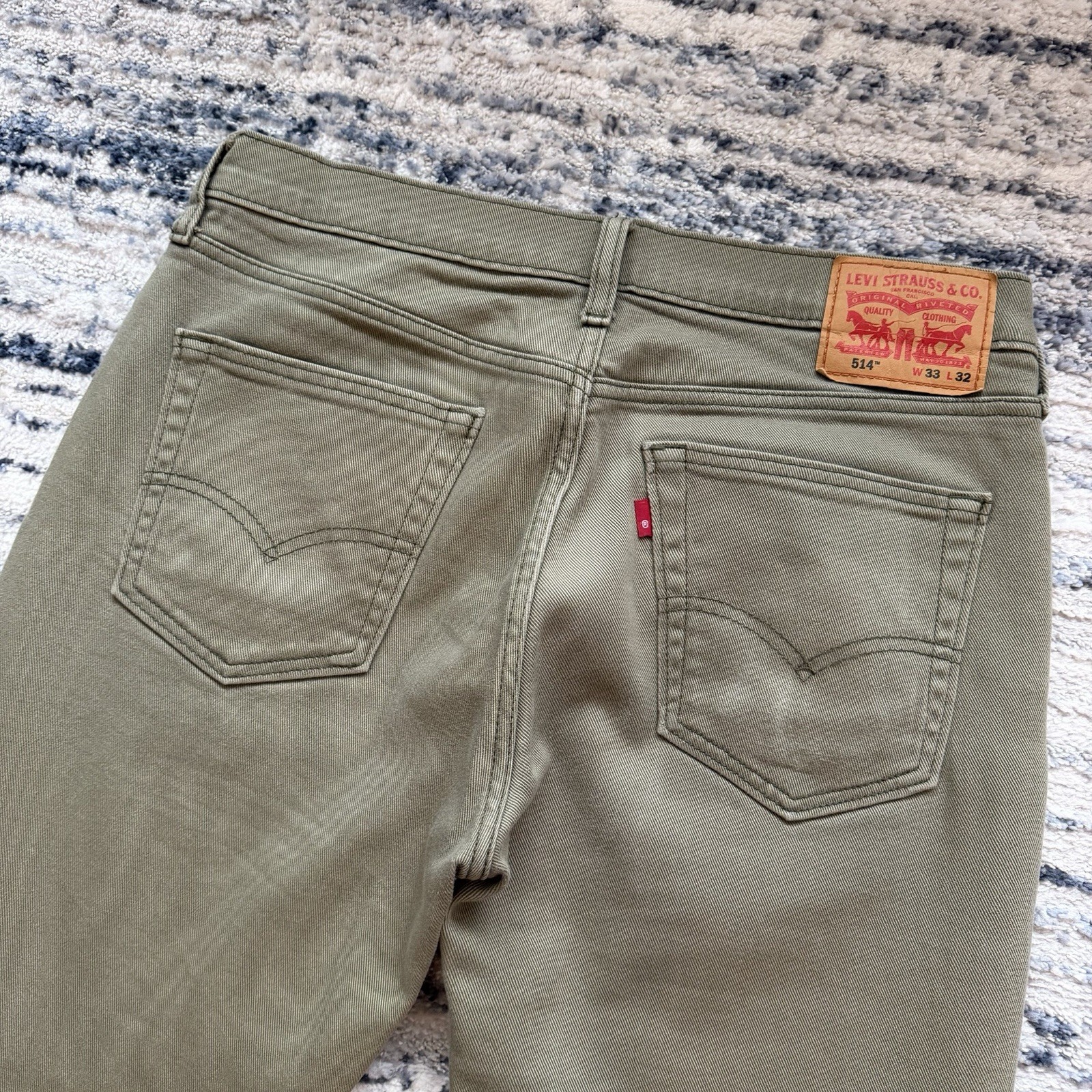 Levi’s 514 Jeans Men’s 33×32 Straight Fit Olive Green Denim 100% Cotton