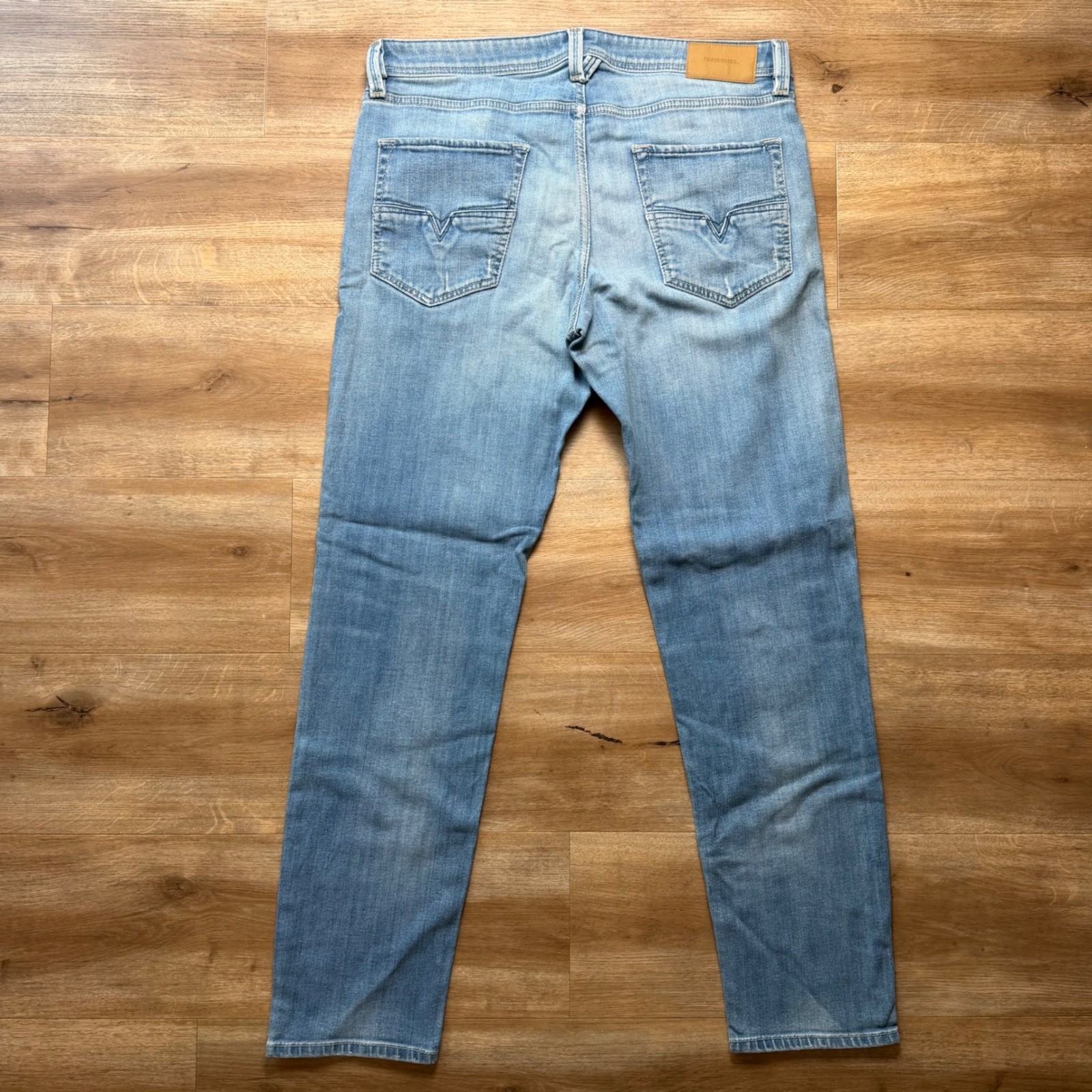 Diesel Larkee-Beex Jeans Mens 34×32 Light Blue Tapered Stretch Button Fly 084QQ