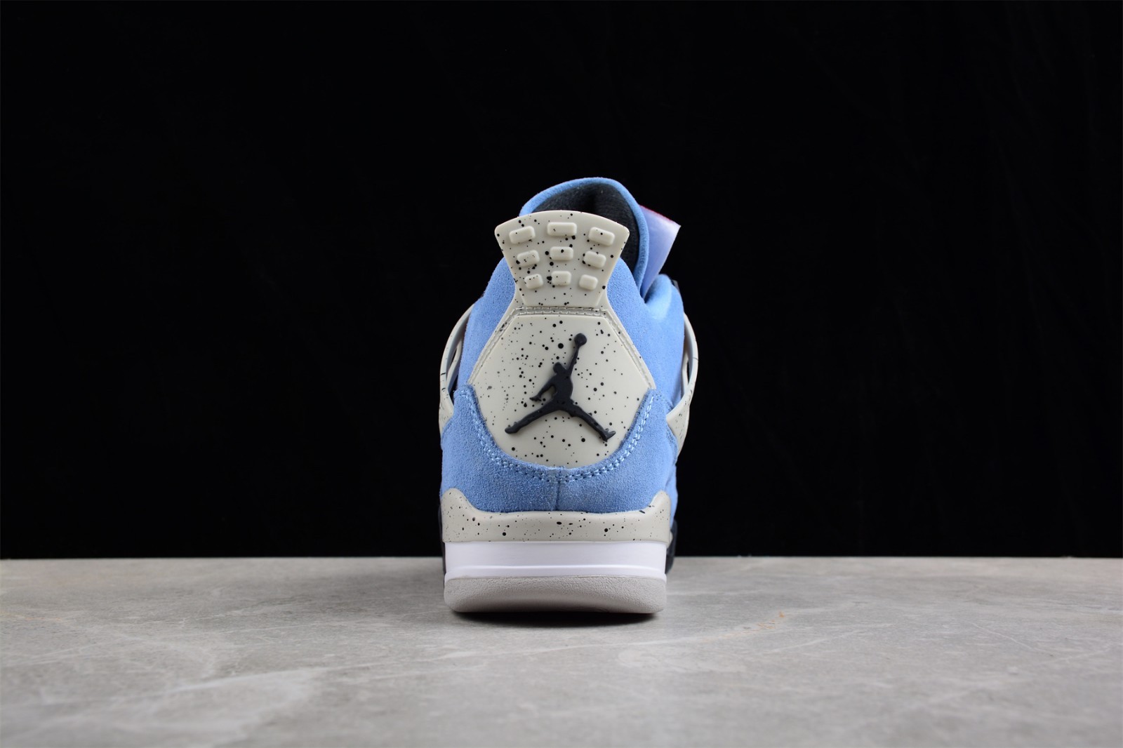 Jordan 4 “University Blue” Men’s Mid-Top Basketball Shoes