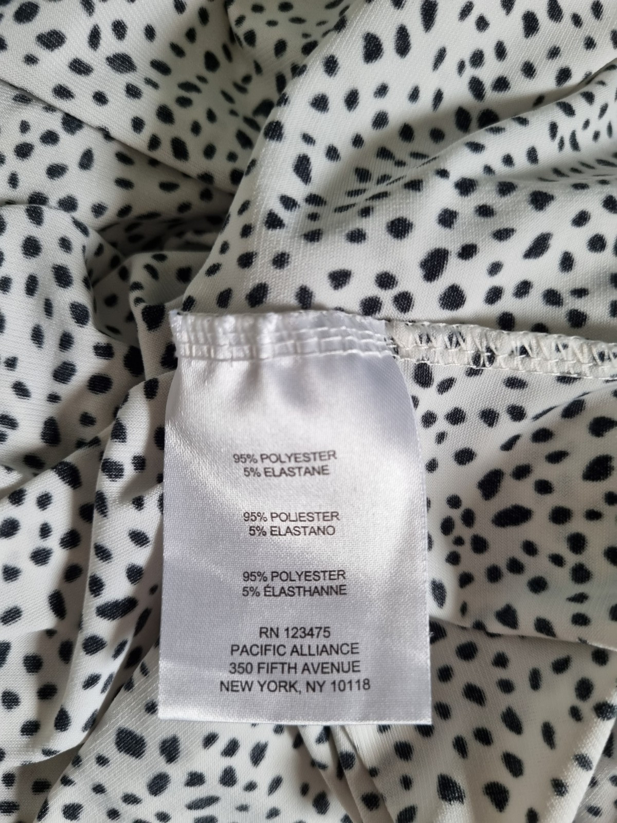 Jones New York sleeveless blouse top V neck white black polka dot style Large L