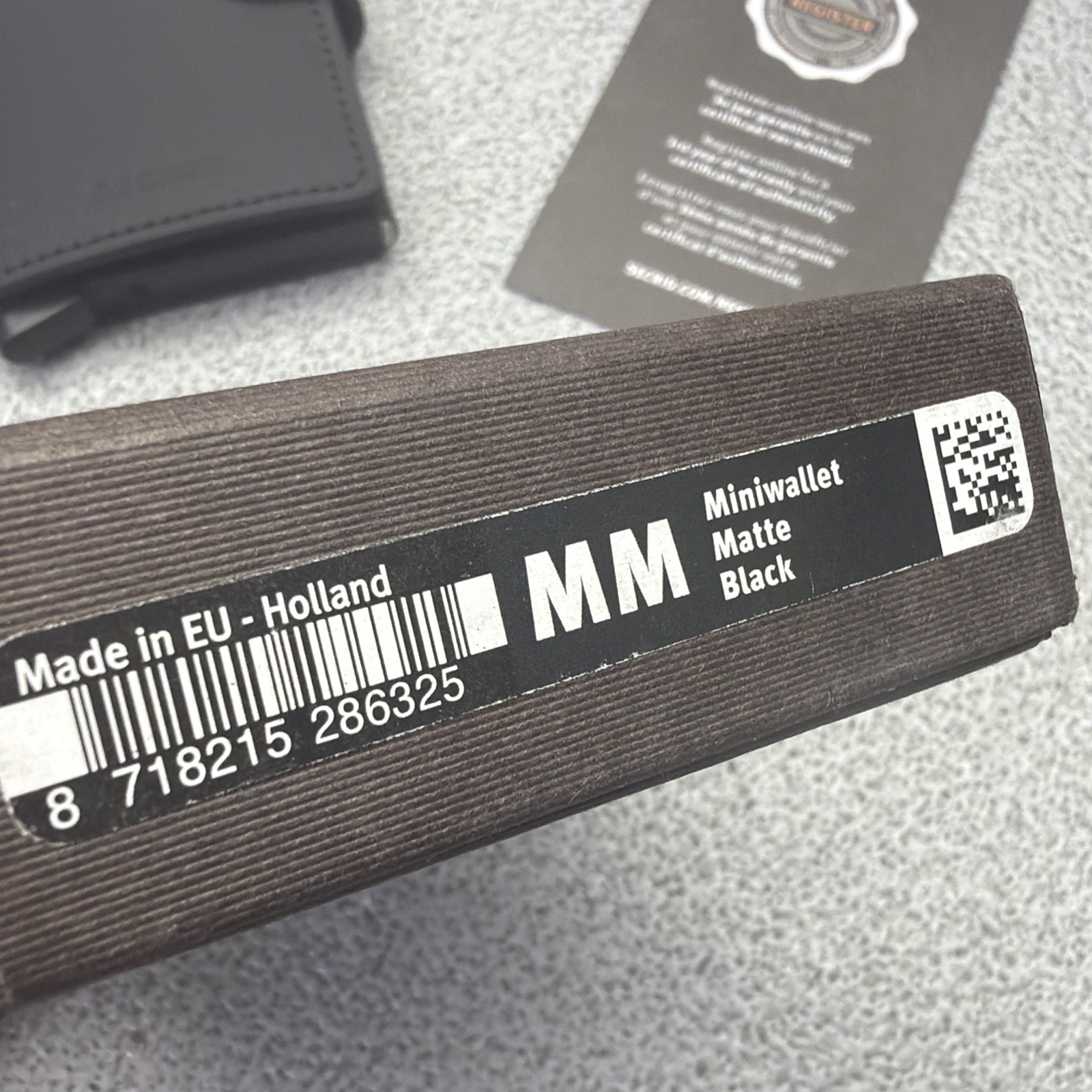 SECRID MINIWALLET MATTE BLACK