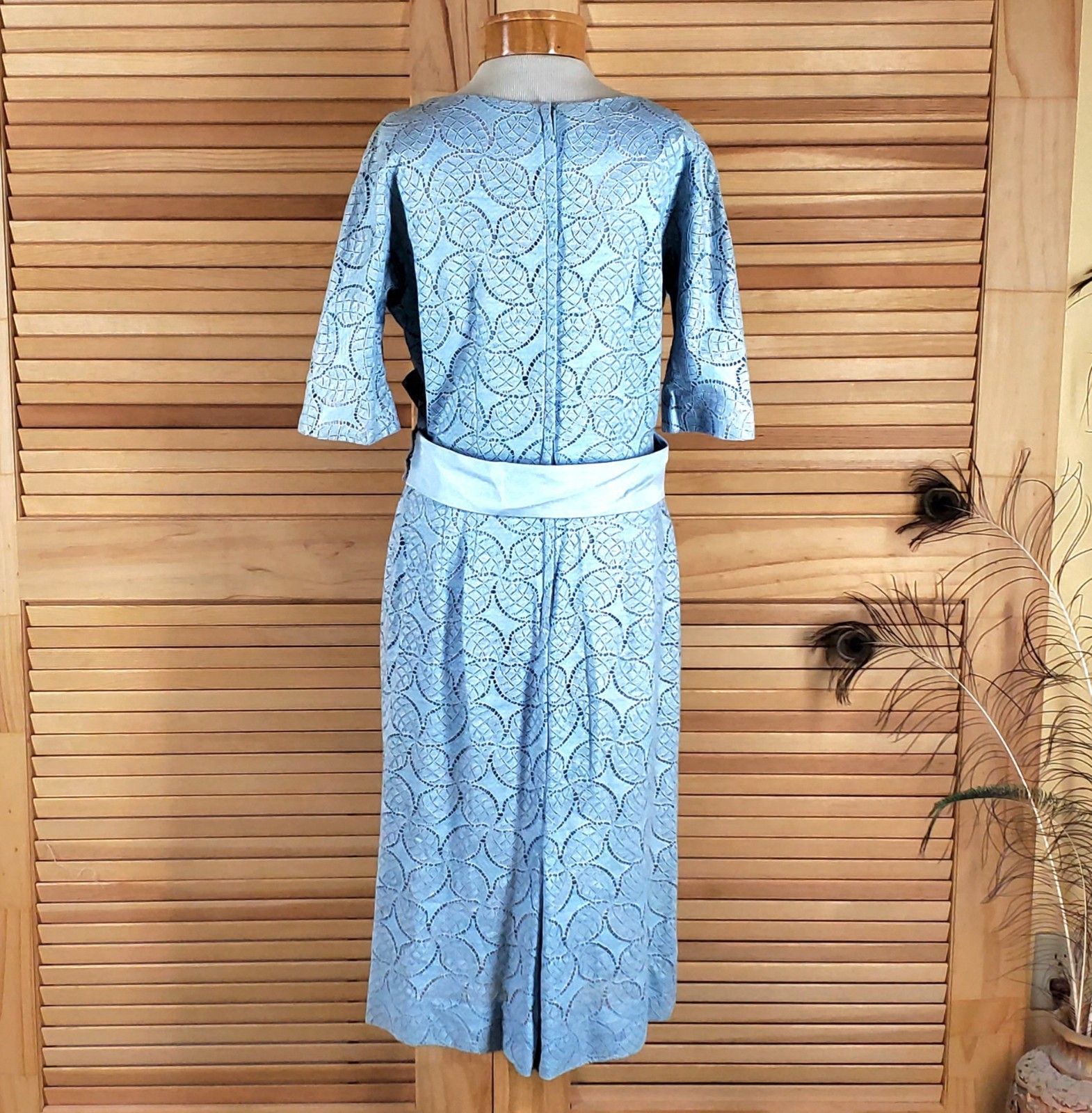 Vintage 50s 60s blue lace dress Chest 38 Waist 30 mesh lined mob