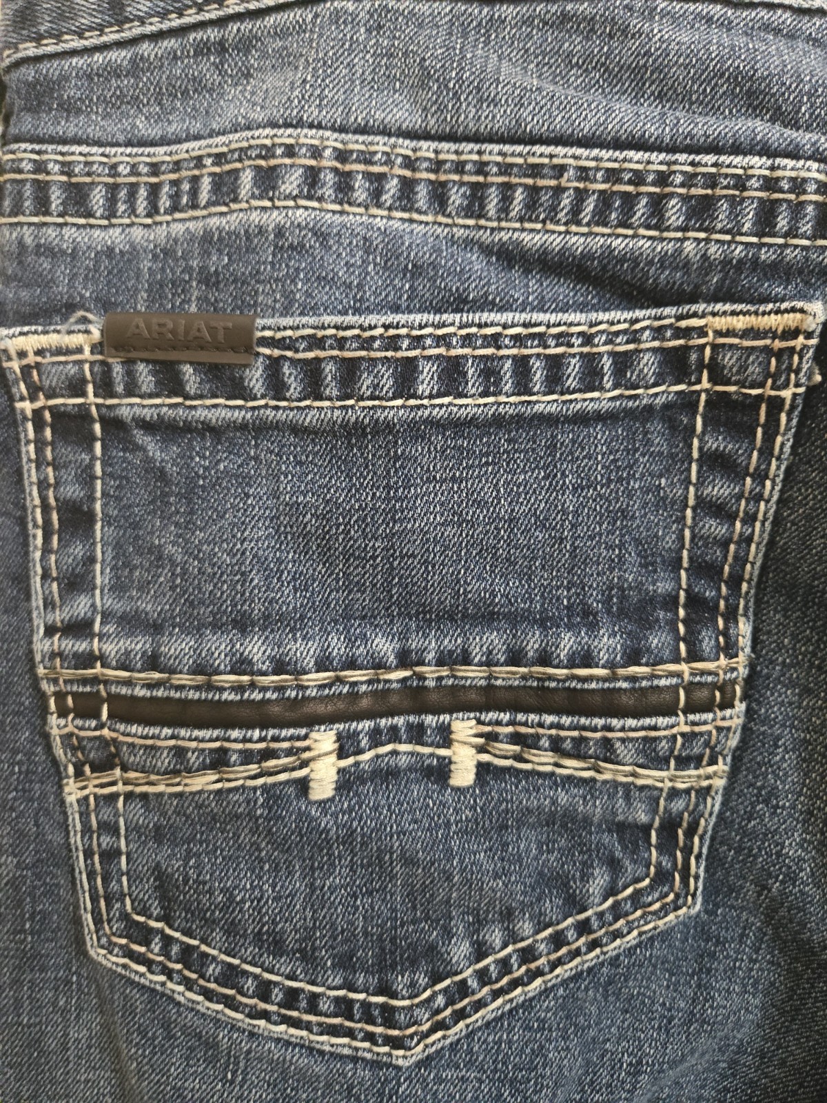 Ariat M7 Rocker Straight Leg Jeans 32×36 Silverton Stretch NWOT Mens Denim