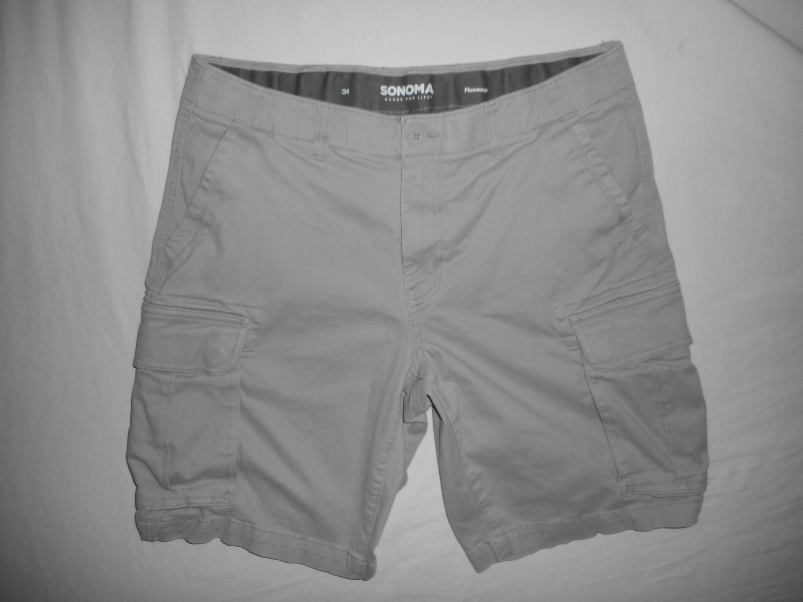 Sonoma Flexwear Gray Cargo Shorts – Mens Size 34 – Good Condition – Nice Shorts
