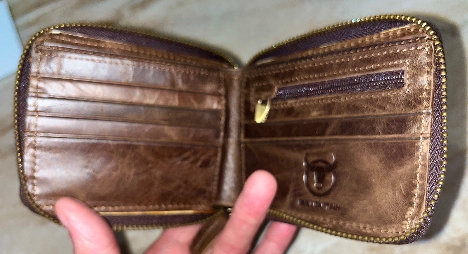 NEW ! MENS BULLCAPTAIN Dark Brown Genuine Leather Zipper Wallet Bifold Wallet