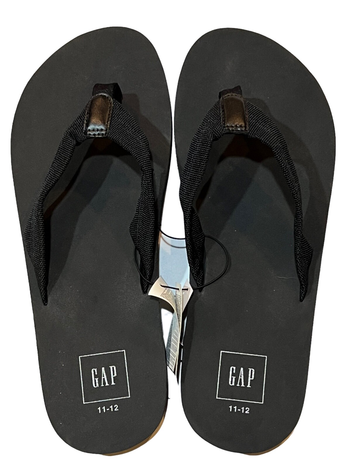 NWT GAP Men’s Flip Flops Sz 7-8, 9- 10, 11-12 Black