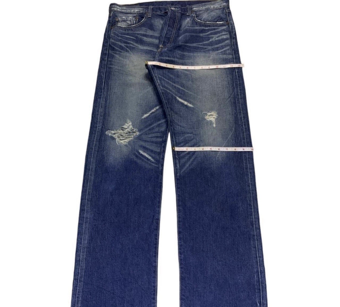 Levi’s 501 Men’s Blue Medium Wash Straight Leg Distressed Denim Jeans