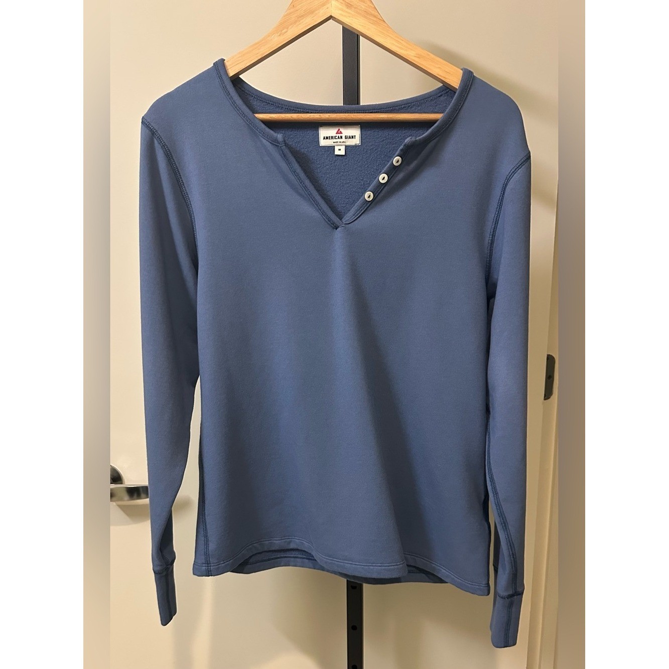 NWOT American Giant Women’s Modal Fleece V-Notch Top in Blue. Size M