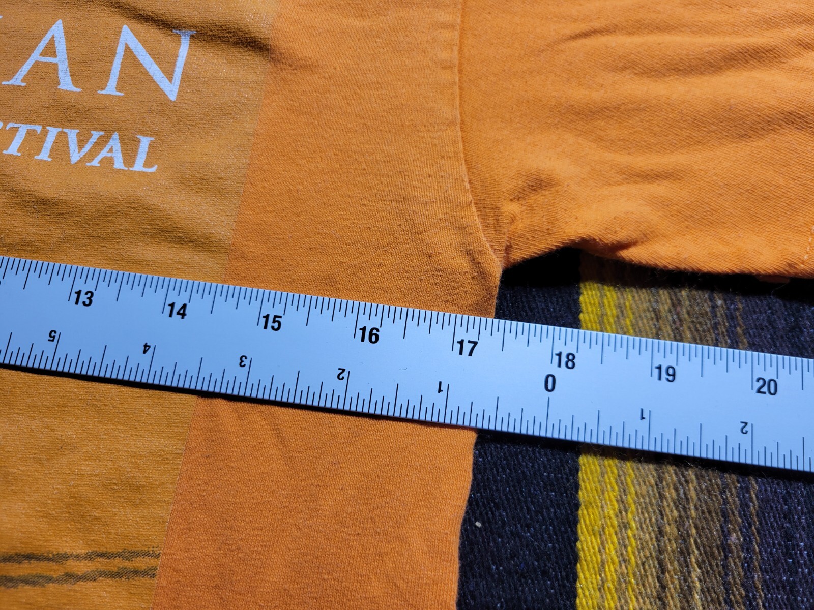 Anatolian Cultures & Food Festival Discovering Turkiye Cali 2009 T-Shirt Size S