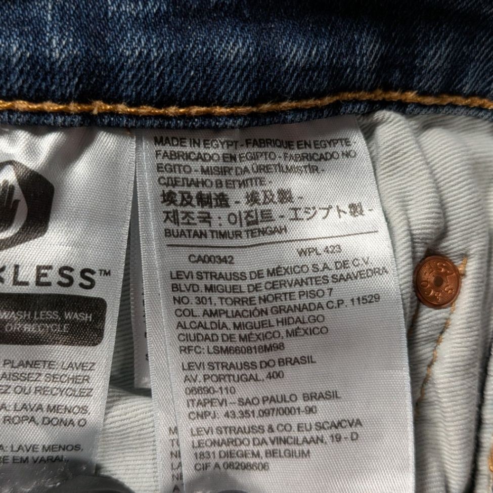 Levi’s 512 Slim Jeans — Denim — Blue — Size 34W 32L