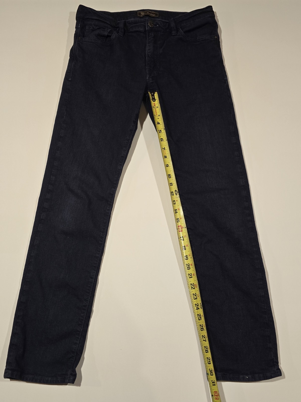 34 Heritage Courage Jeans Mens 33×34 Mid Rise Straight Dark Blue Stretch Denim