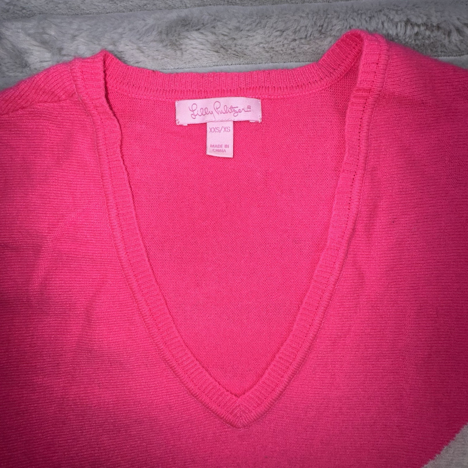 Lilly Pulitzer XS Alessandra 100% Cashmere Sweater Hot Pink Retro Color block