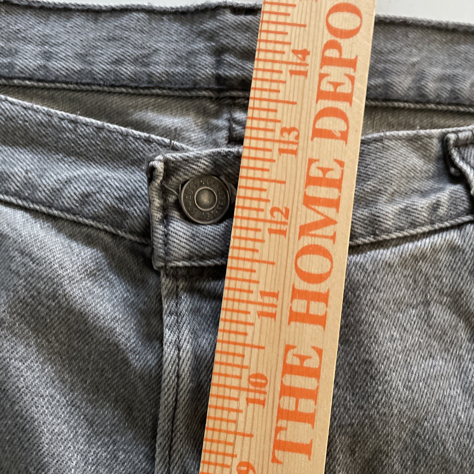 Levi’s 501 Jeans Men 40×30 Gray Relaxed Fit Button Fly Str Leg Western Irregular