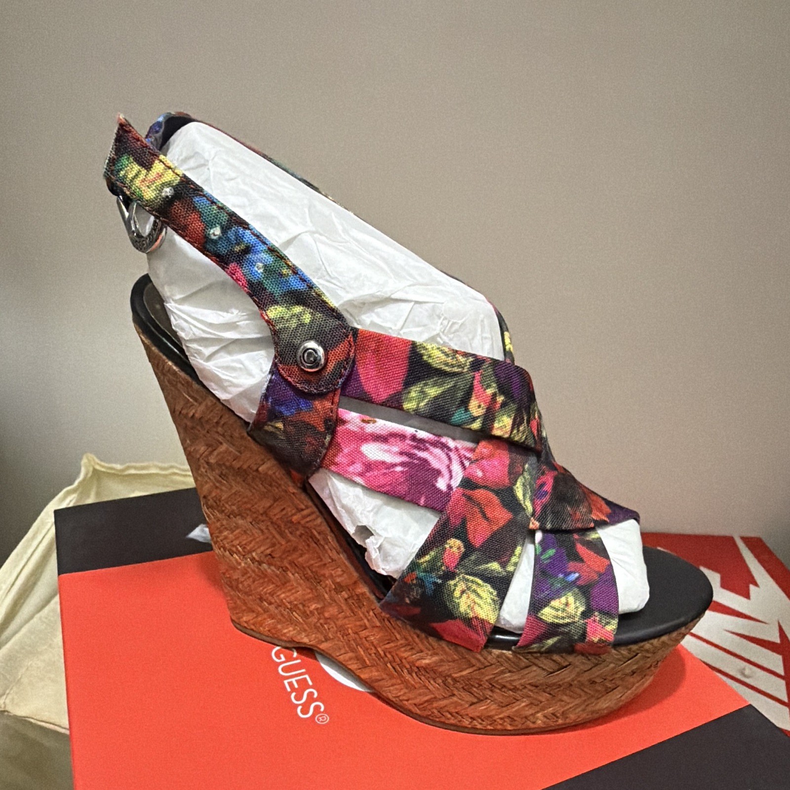 G by GUESS Women’s Floral Strappy Open Toe Wedge Slingback Sandals Buckle