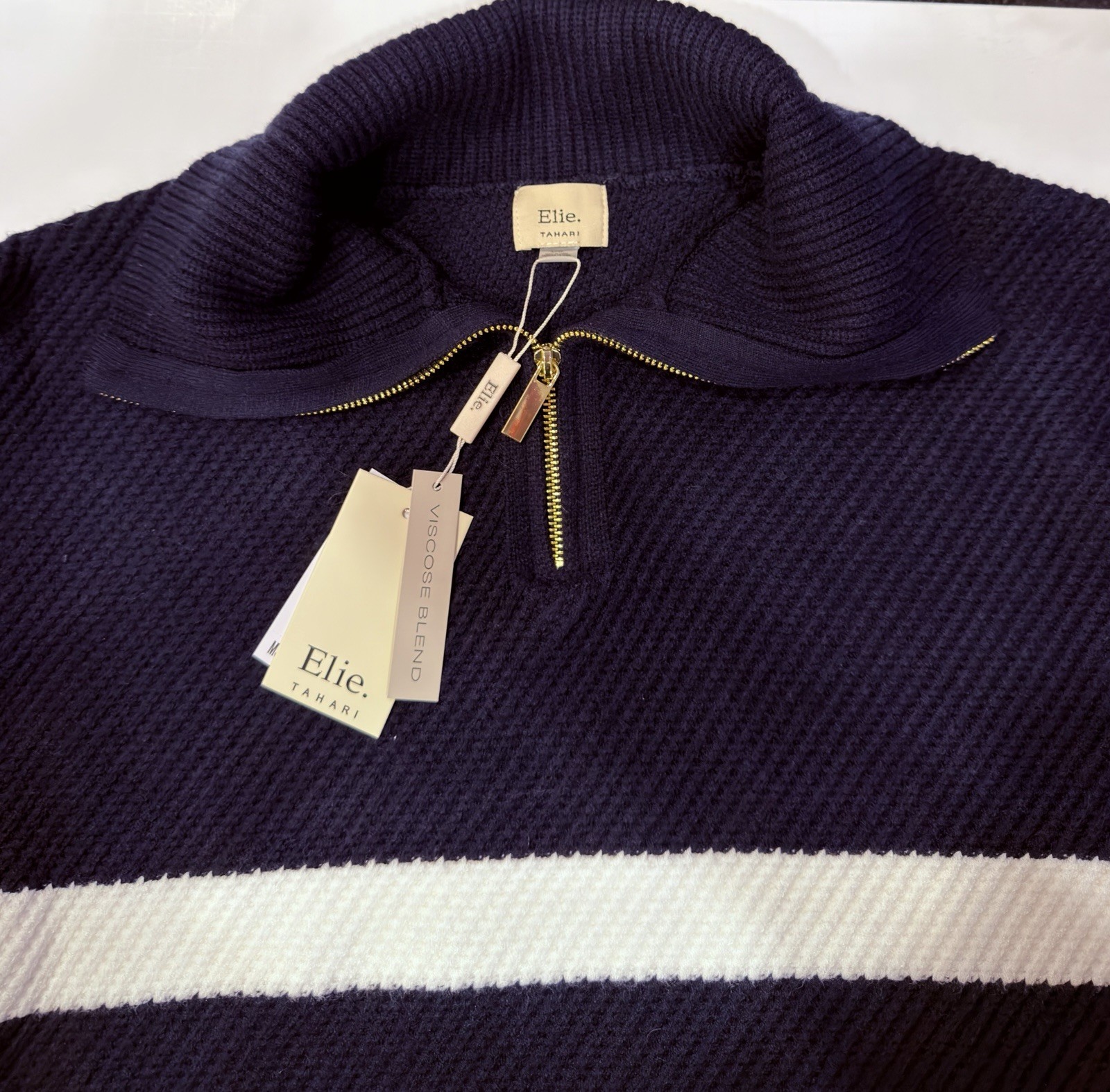 Elie Tahari College Navy/Ivory Quarter Zip Wool Sweater – Large NWT