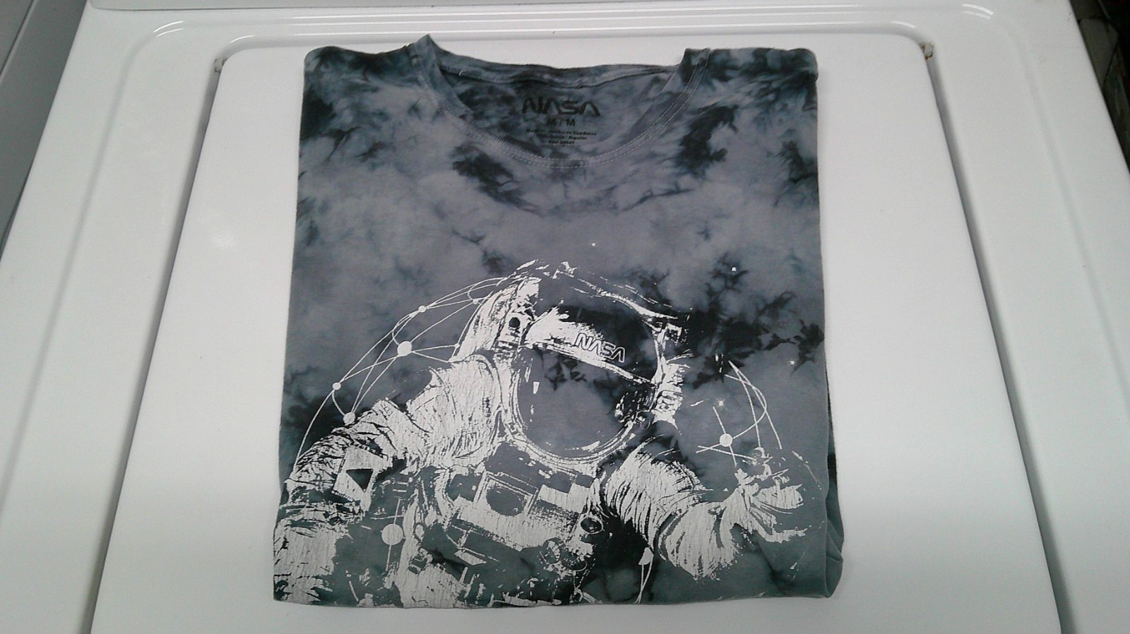 NASA Graphic Tie-Dye T-Shirt with Astronaut Design – Size M