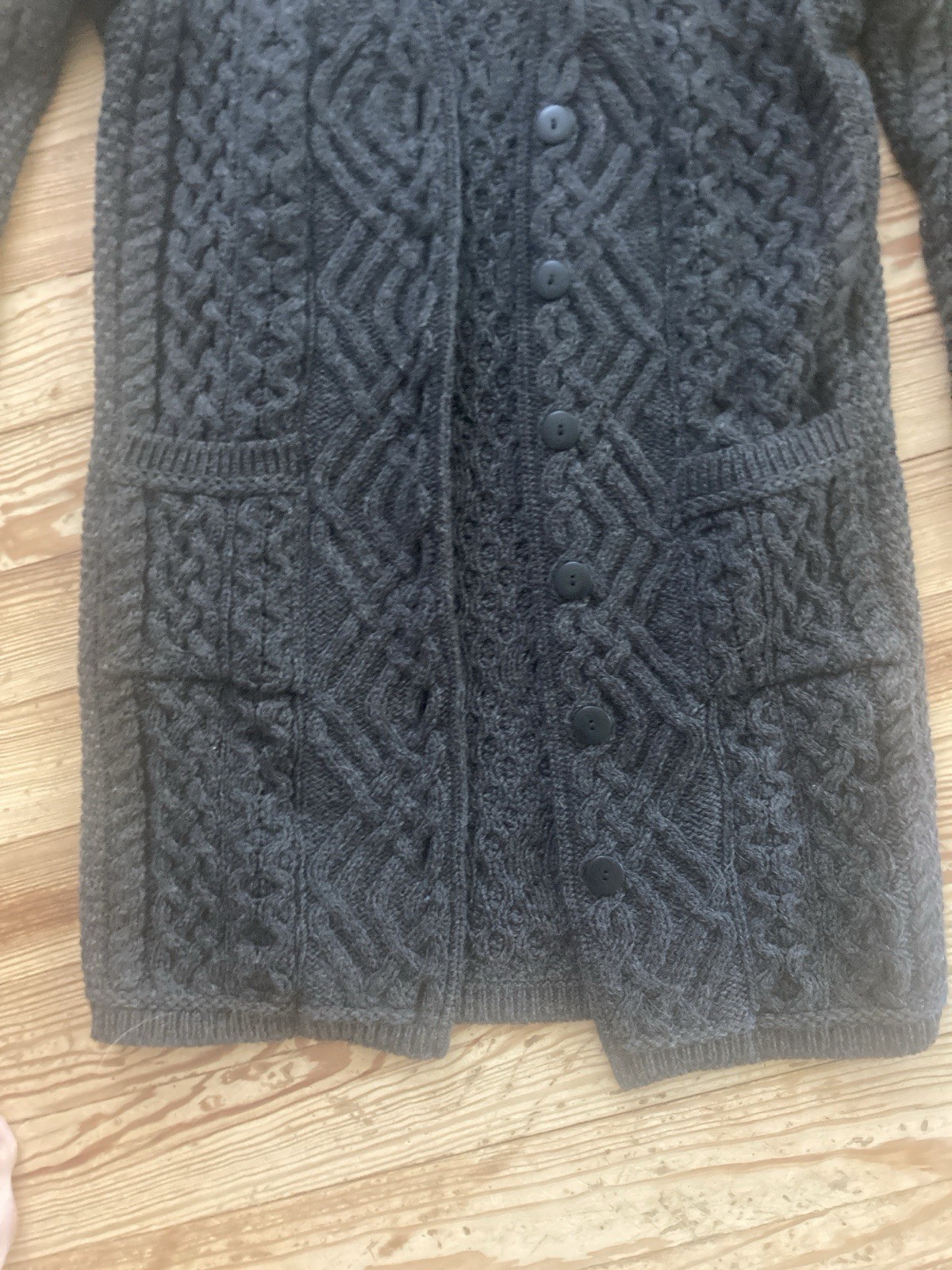 Aran Mor Women’s Gray 100% Merino Wool Cable-Knit Cardigan Sweater M