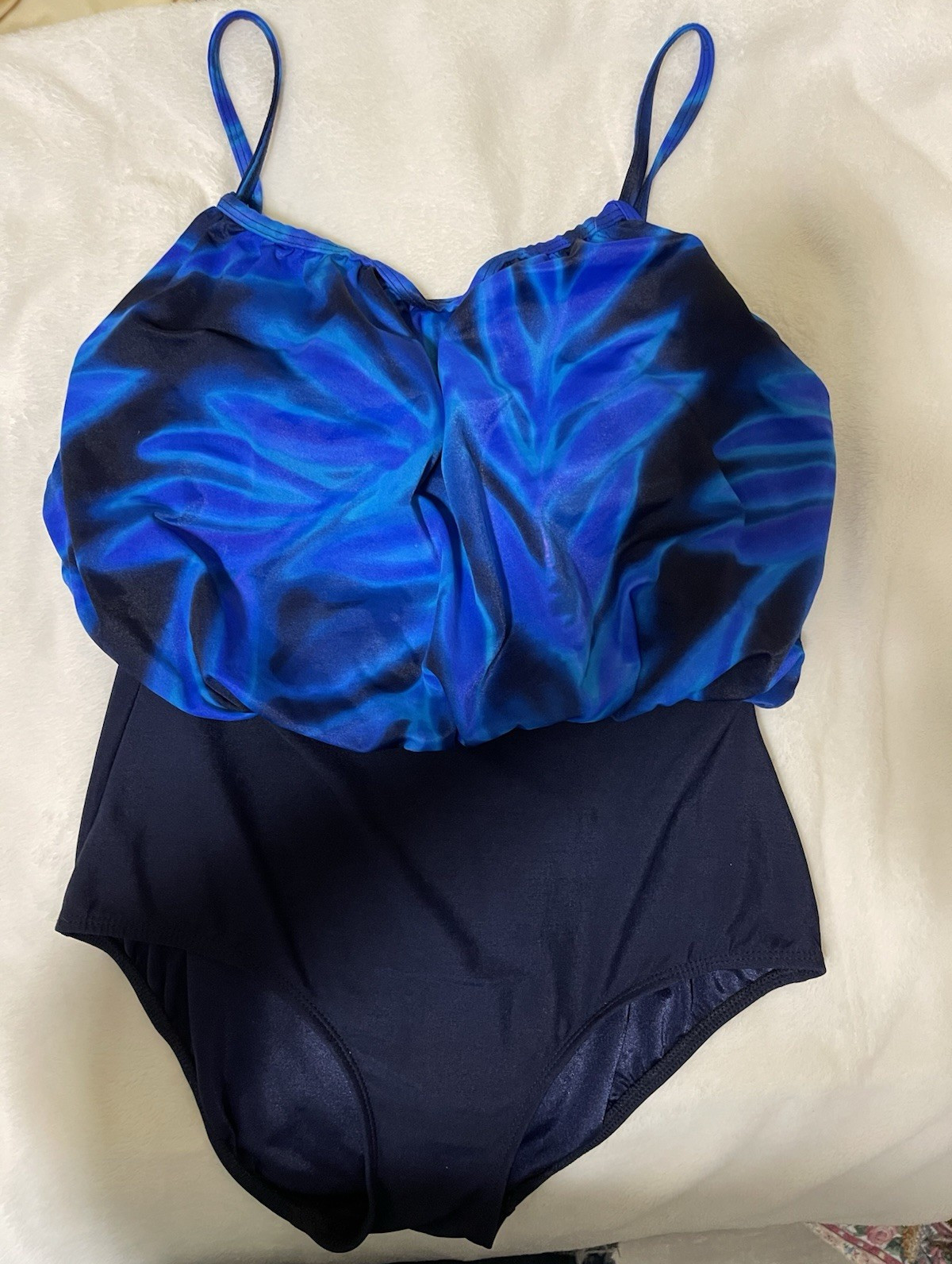 Sirena Women’s XL One Piece Swimsuit Blue/Black Abstract Layered Spaghetti
