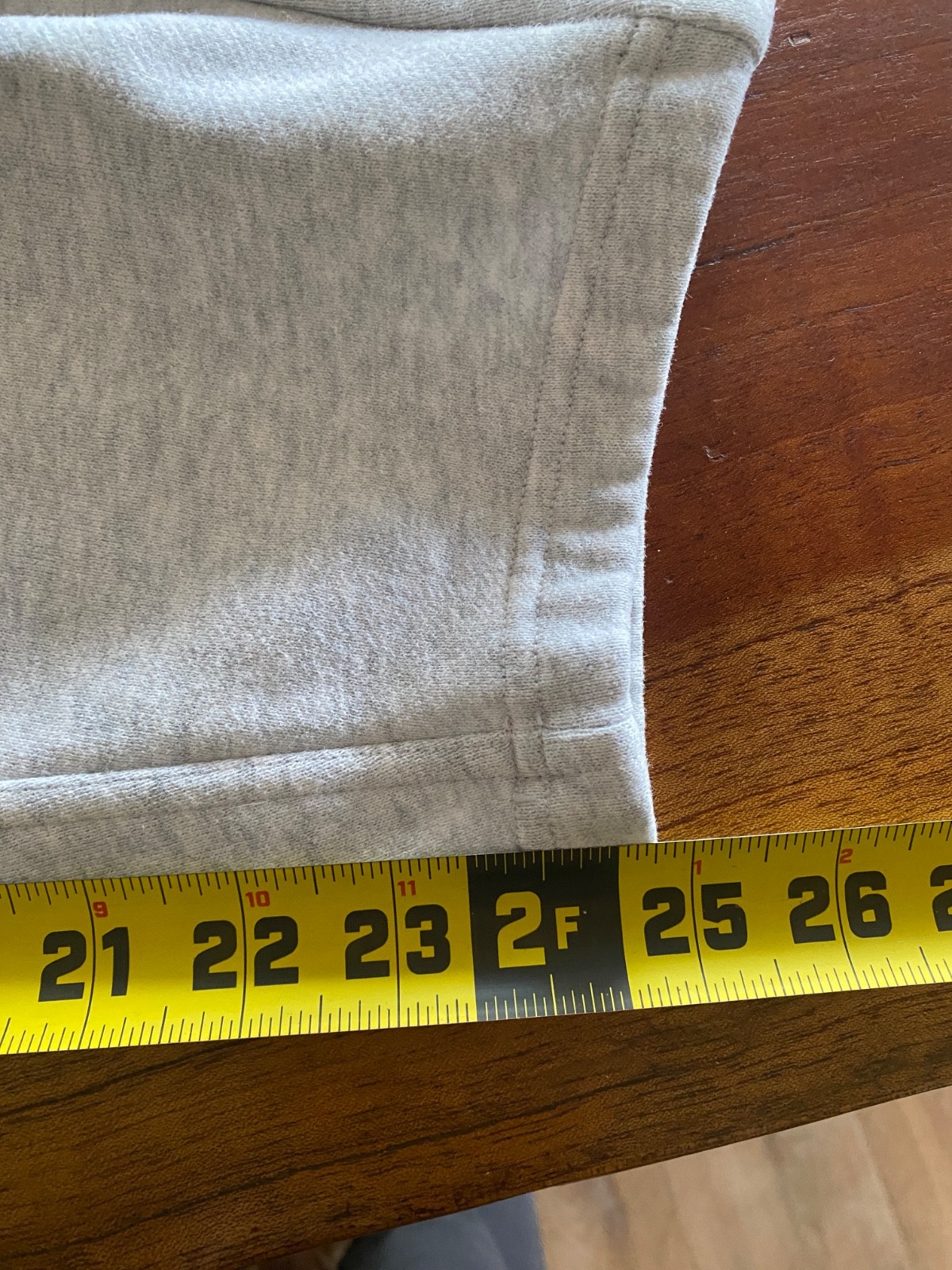 Lululemon Women’s Scuba Mid Rise Barrel Leg sz Med