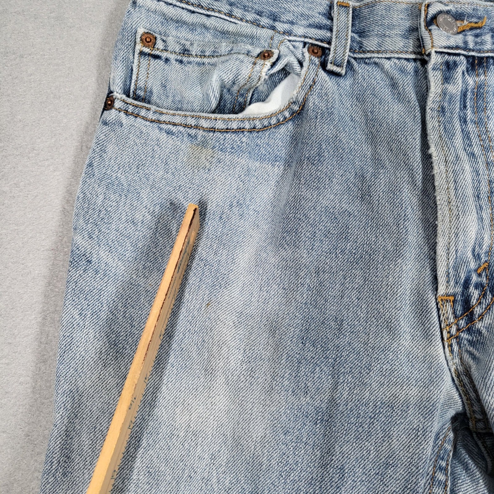 Levi’s 512 Jeans Men’s 32×32 Blue 100% Cotton Denim Light Wash Slim Fit