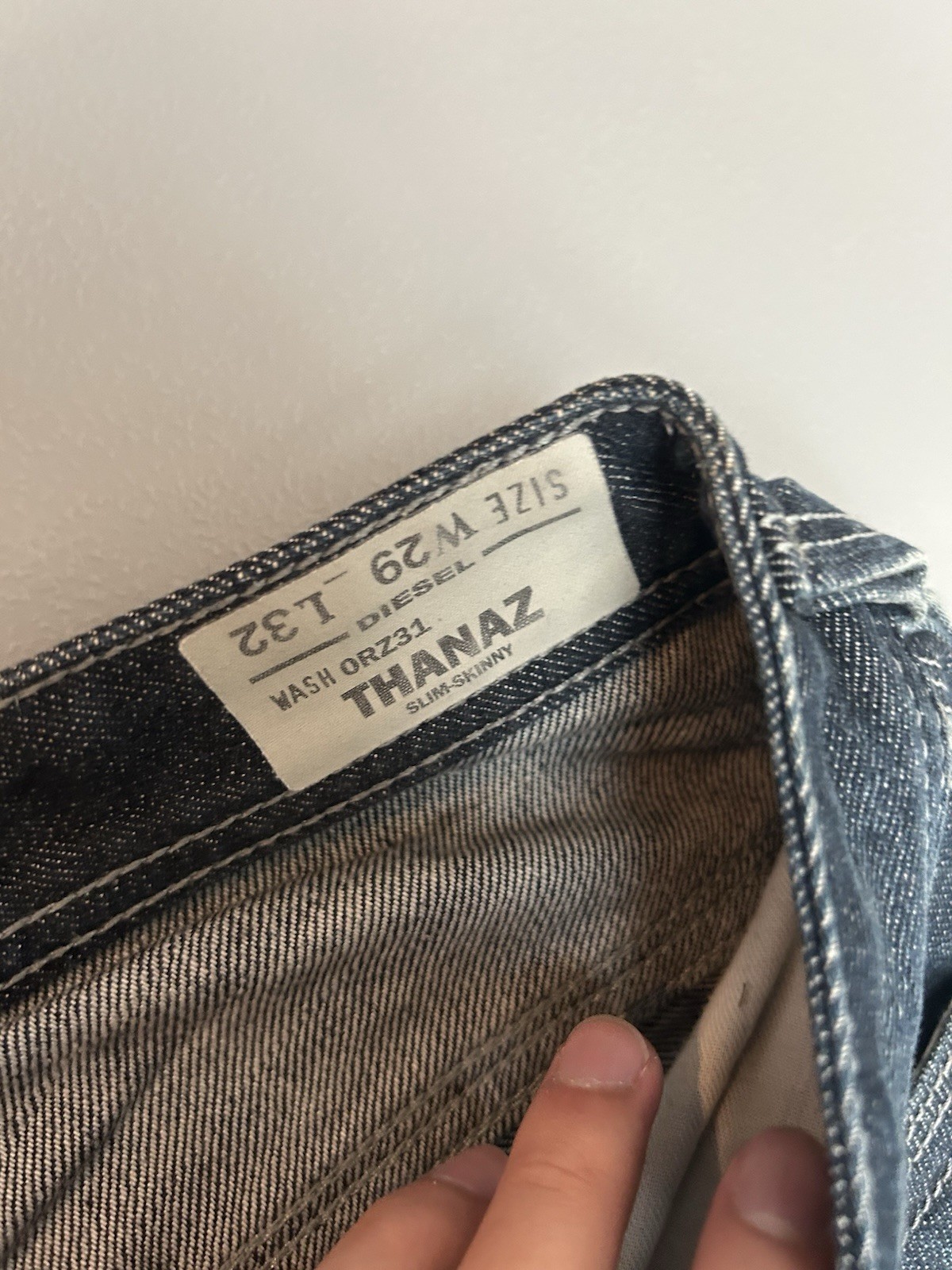 Diesel Mens Thanaz Slim Skinny Medium Wash Denim Low Rise 5-Pocket Made In US