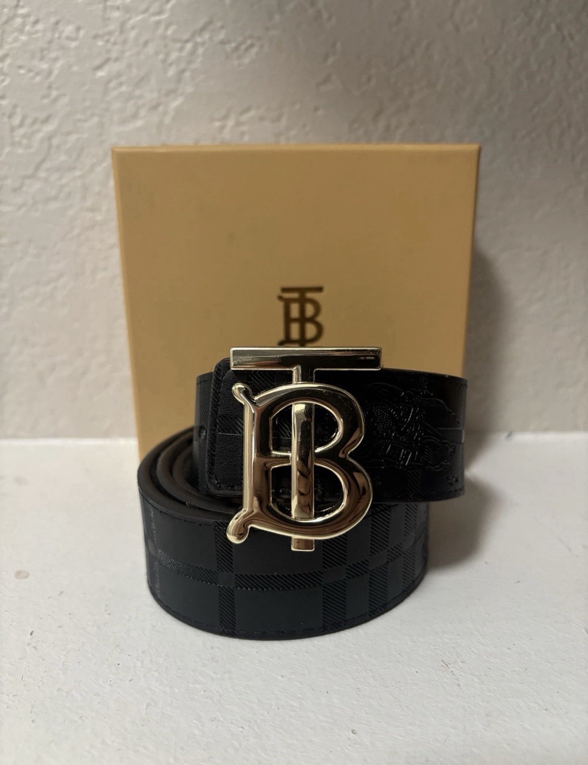 Burberry men’s Check Belt Gold-Tone Buckle Designer Beige Black Size 34-36