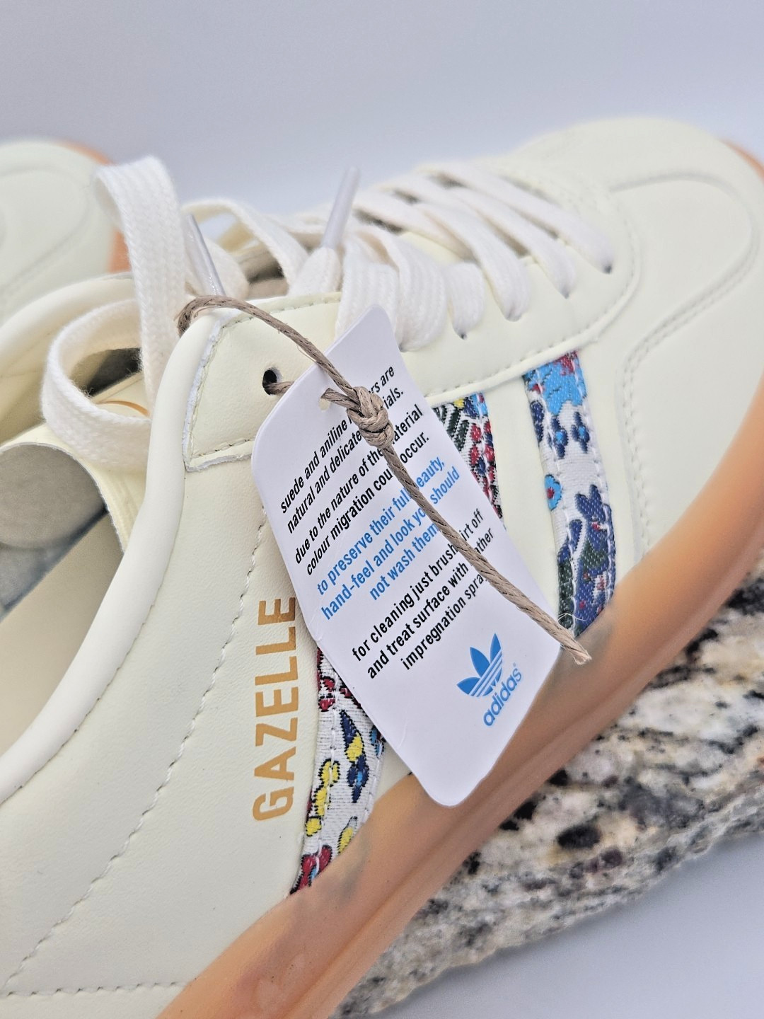 Adidas Gazelle Indoor Liberty London Floral Embroider Unisex Mens – 9.5 JH7370