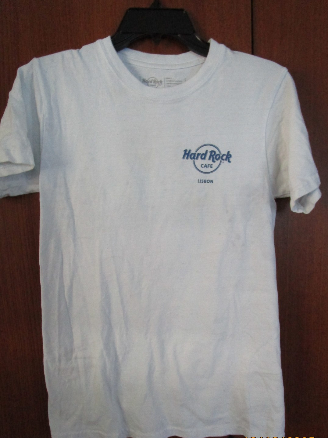 Hard Rock Cafe Lisbon Tee T-shirt Small Cotton Chest 34 Length 25 in