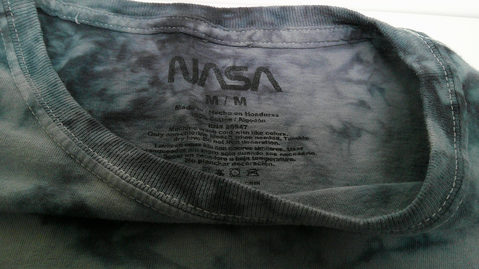 NASA Graphic Tie-Dye T-Shirt with Astronaut Design – Size M