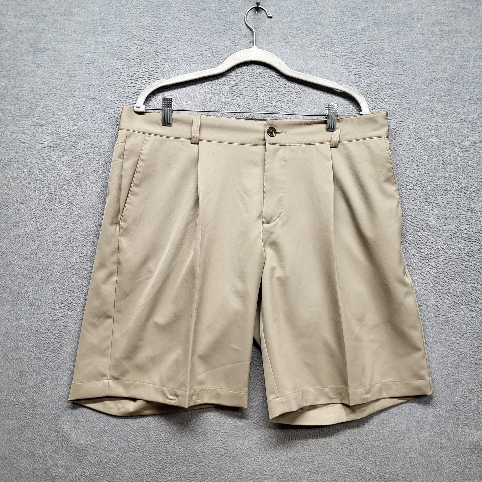 Adidas Men Shorts 36 Khaki Golf Button Zipper Logo 9″ Inseam Polyester