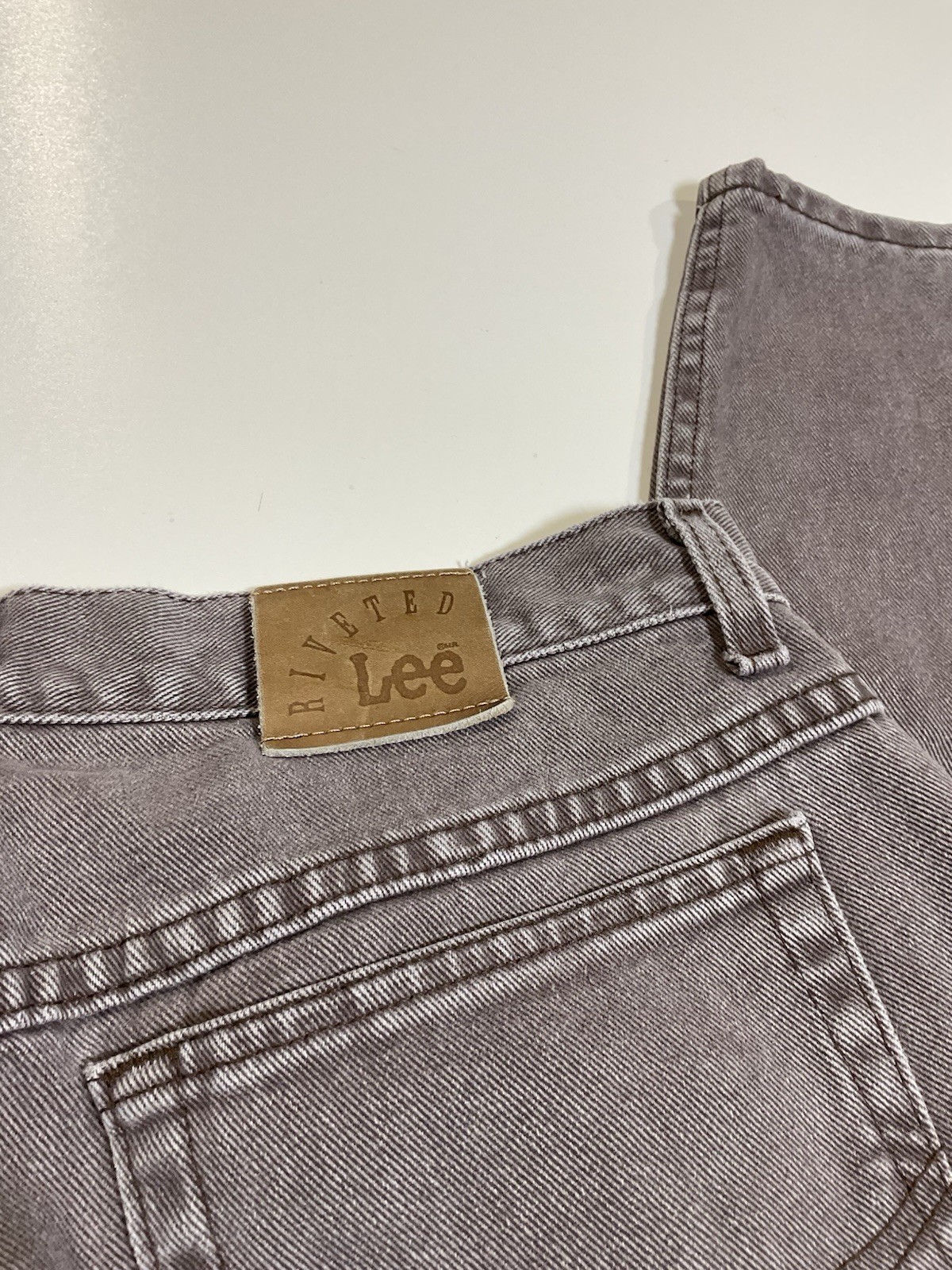 Vintage Lee Riveted Jeans Womens 32×30 Grey High Waisted Denim Straight Leg 90s