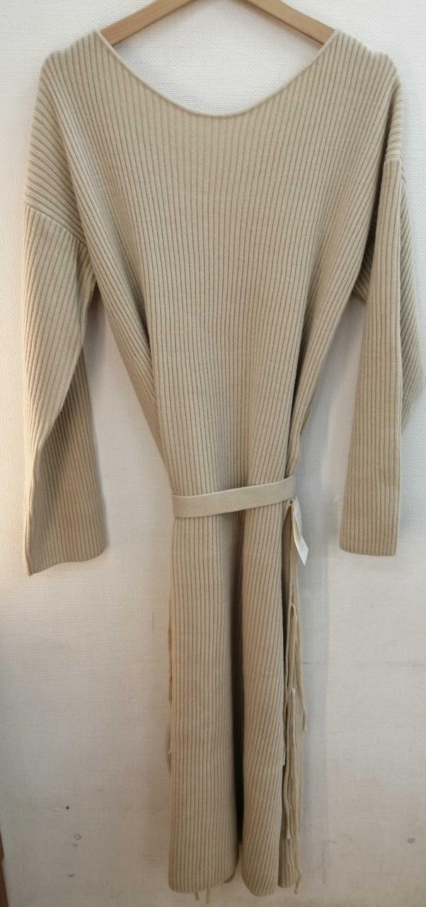Etre Tokyo Rib Slit Knit Dress F 44in Length 21in Sleeves Black