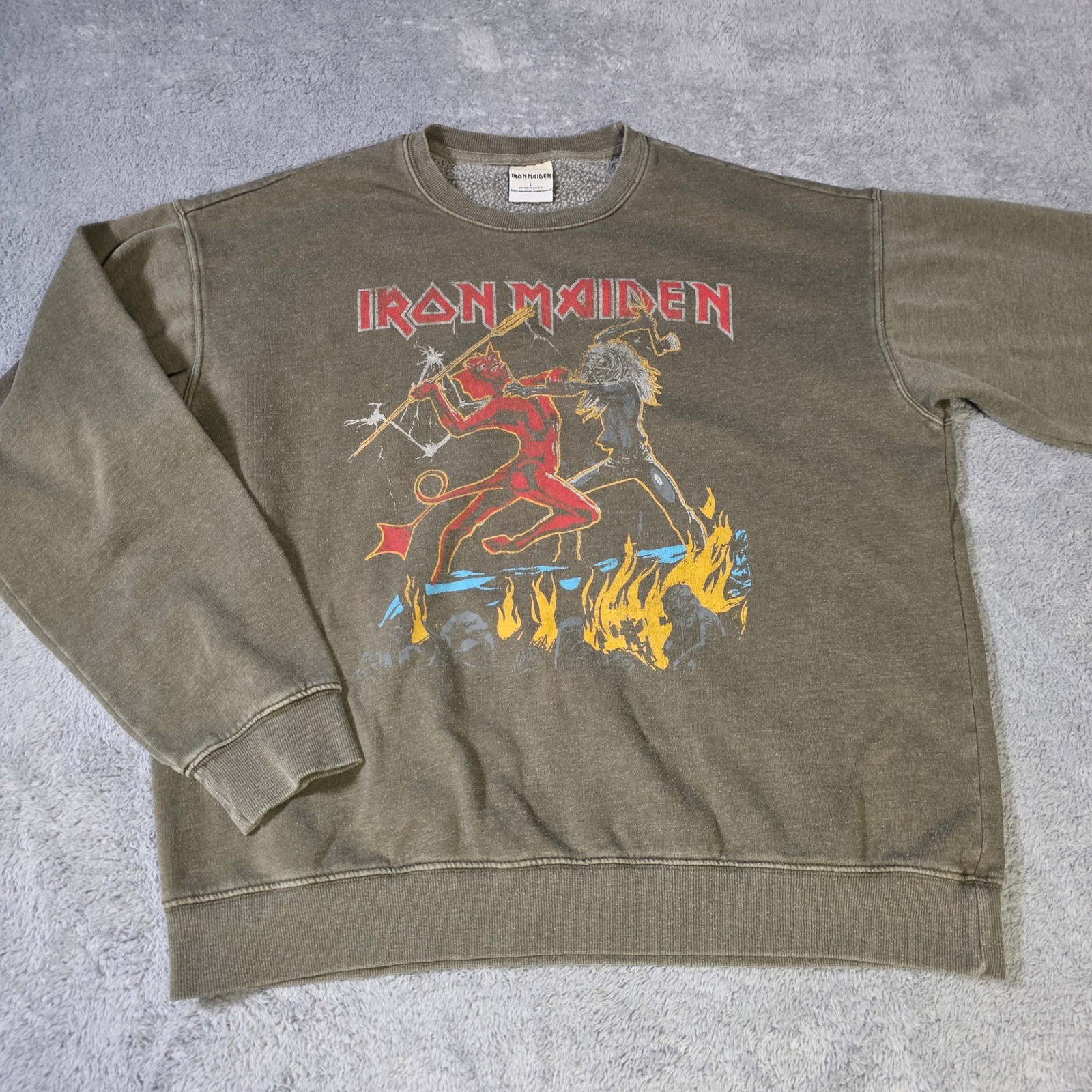 Iron Maiden Mens Large Sweatshirt Olive Green Graphic Number of the Beast Crew