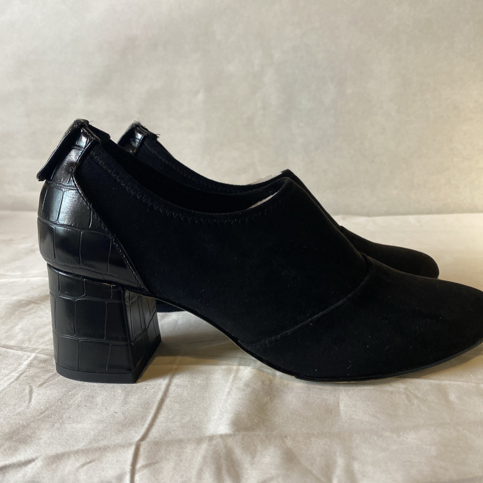 bella vita caraway 5.5 women mule Black New