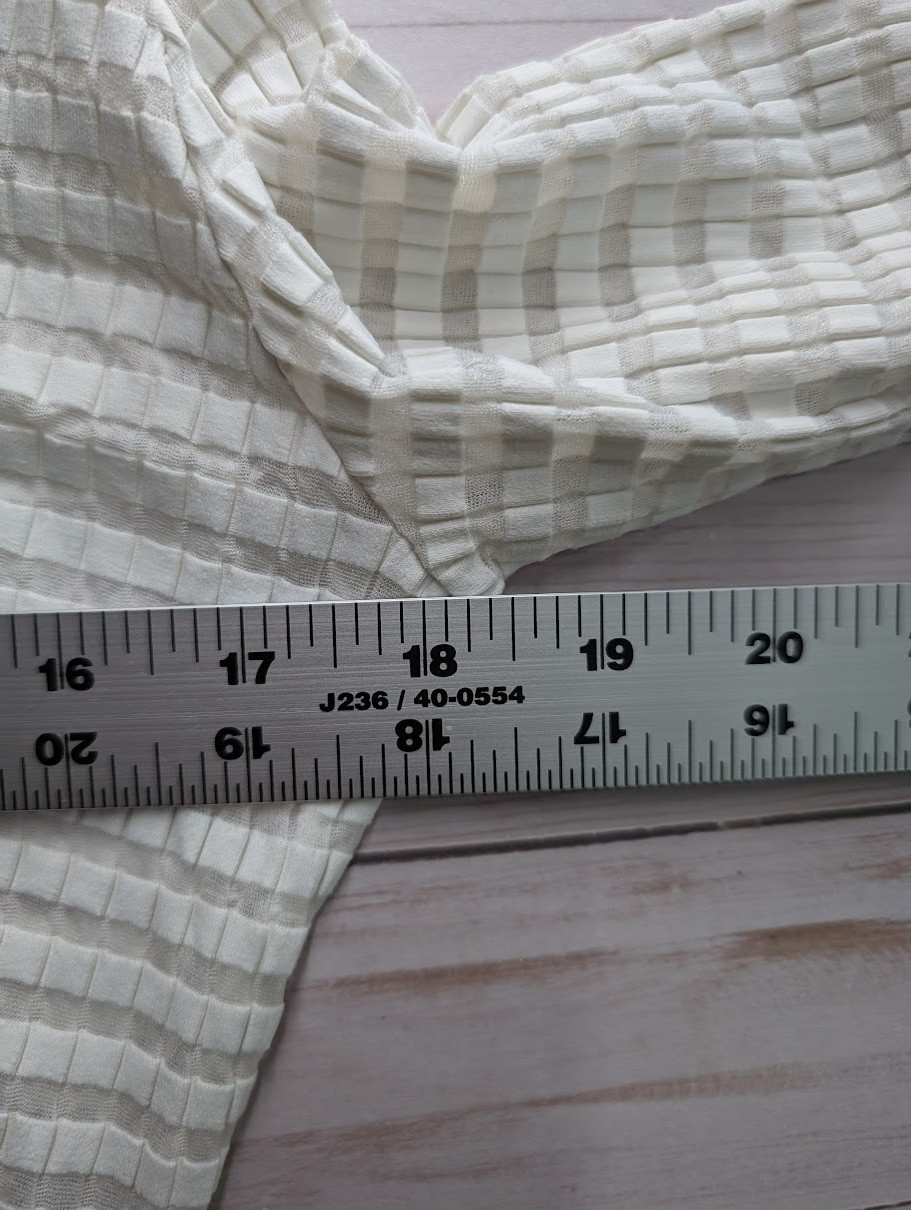 Unbranded Size Large Ivory Full Zip Knitted Fabric Semi Sheer Womens Top