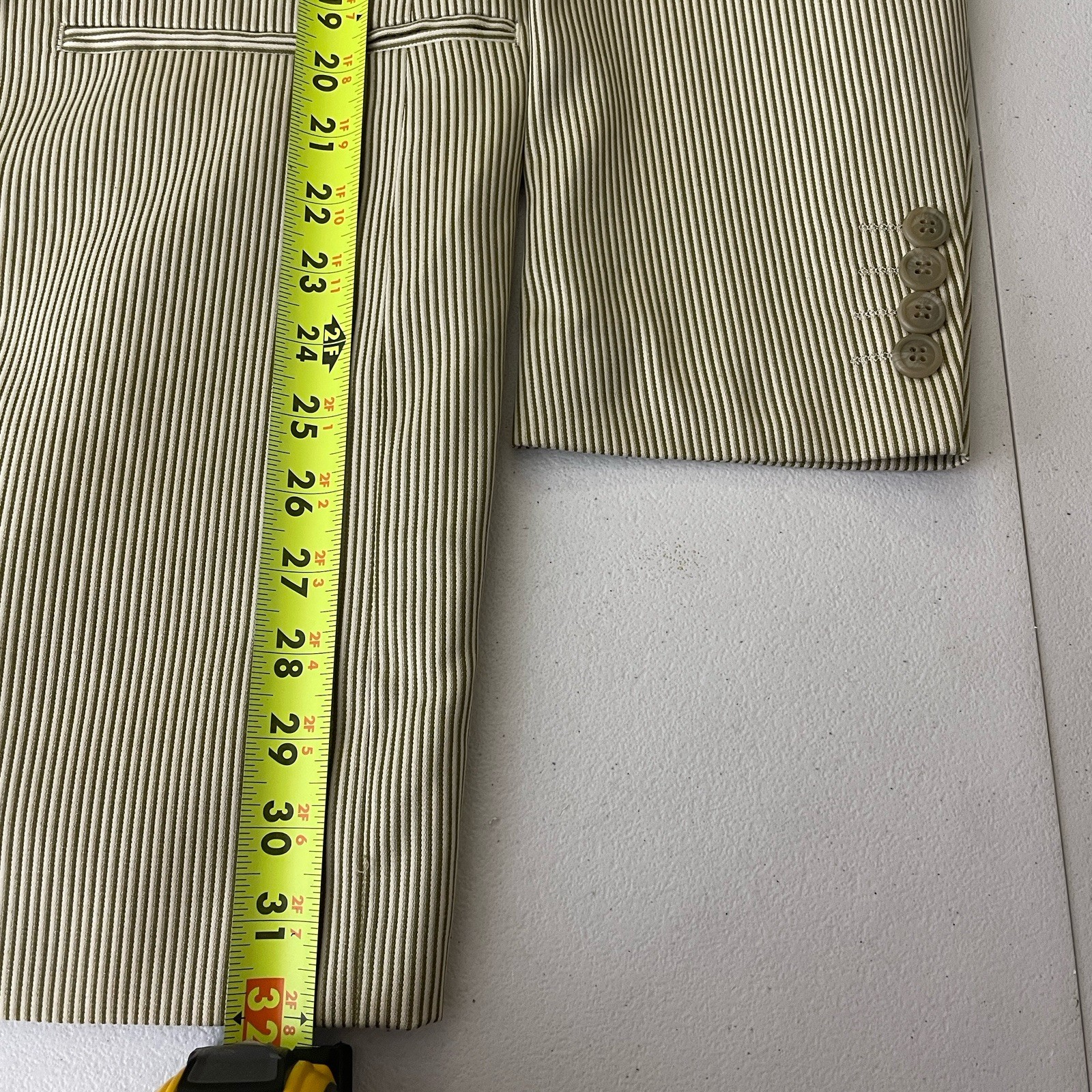 Lineage Sport Coat Mens 42L Gold White Striped Rayon Polyester Four Buttons
