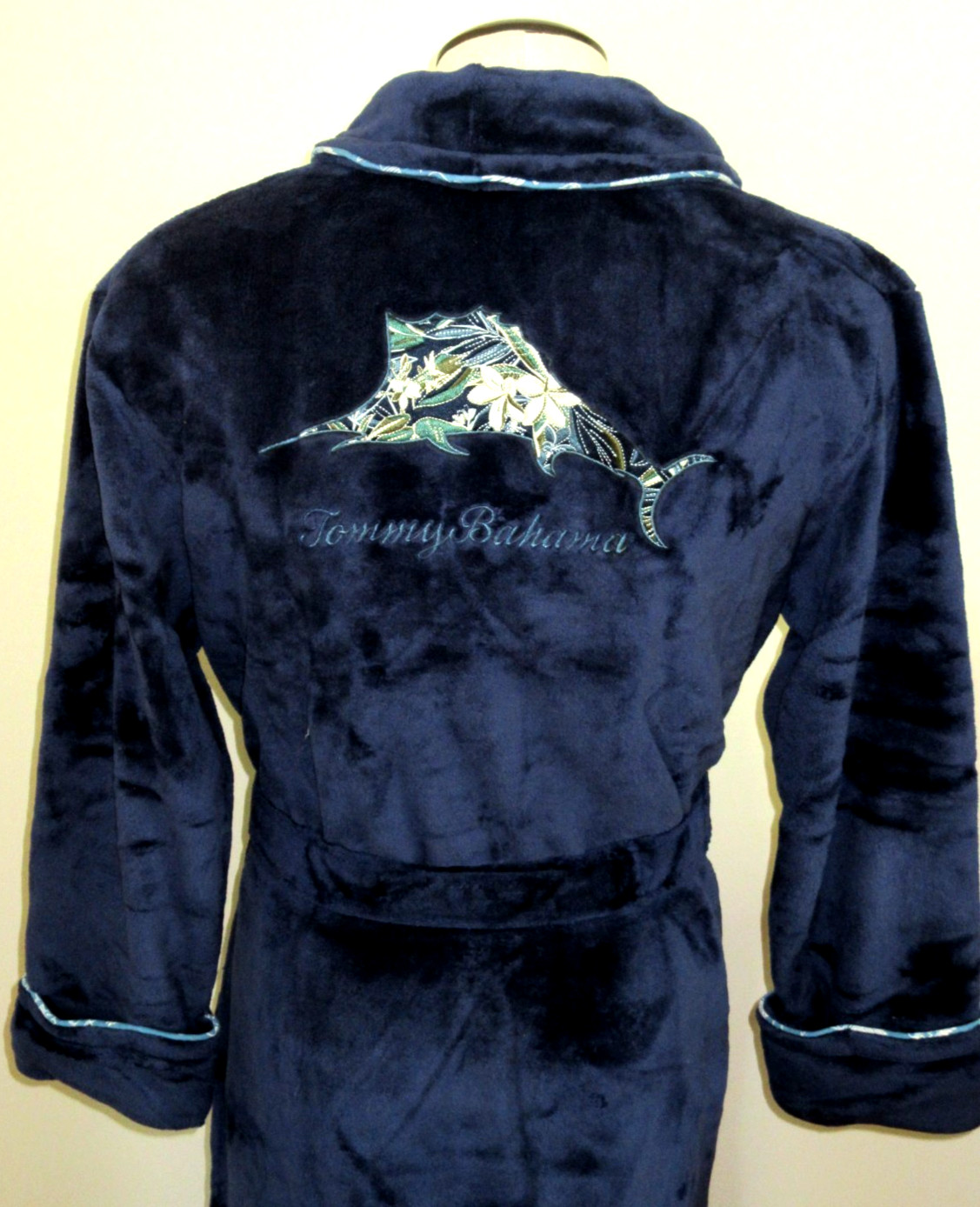 Tommy Bahama Men’s Plush Marlin Embroidered Cozy Robe Navy Blue Relax NWT