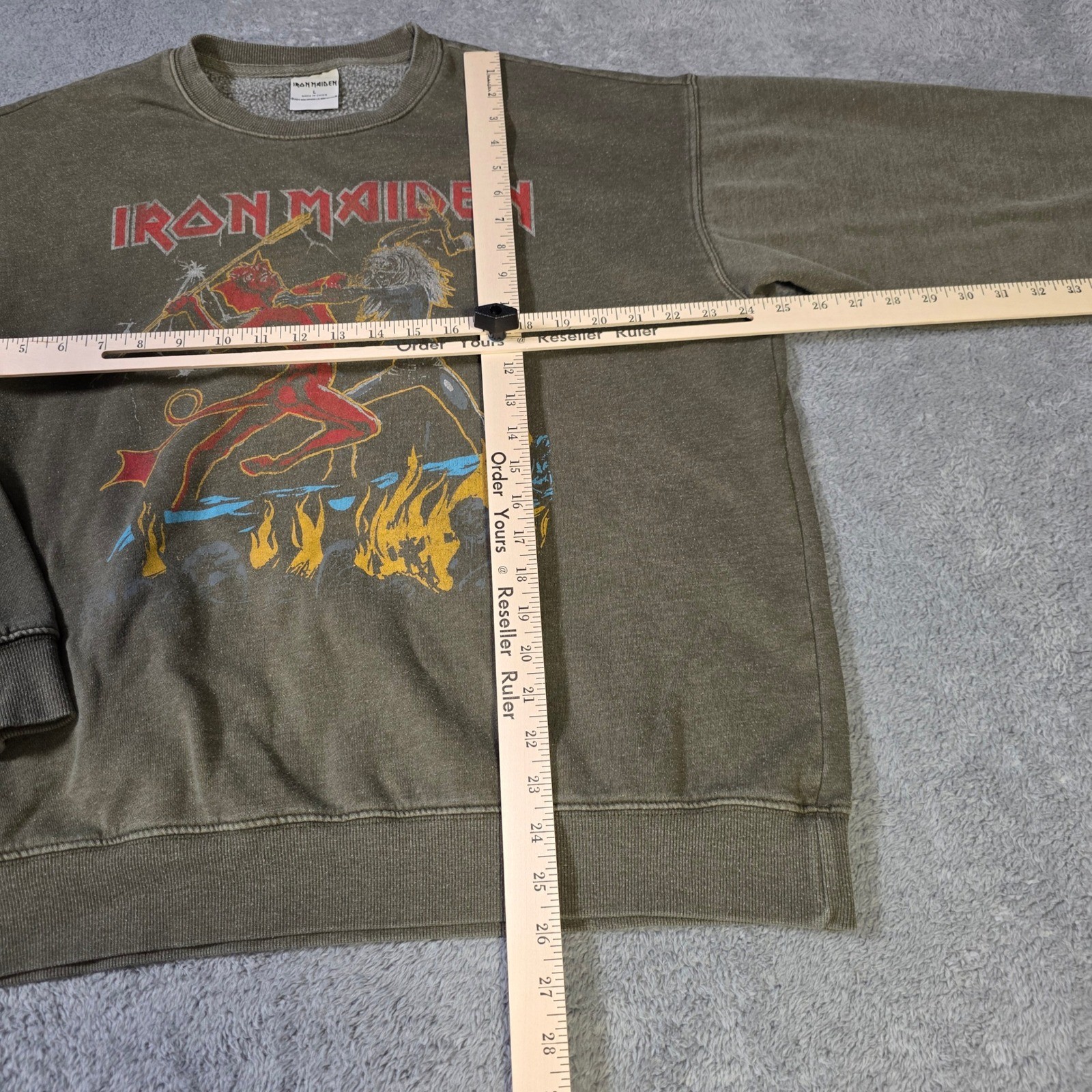 Iron Maiden Mens Large Sweatshirt Olive Green Graphic Number of the Beast Crew