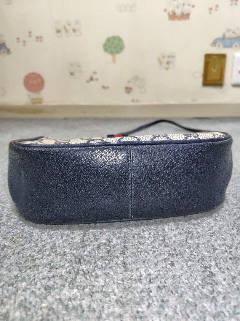 Authentic GUCCI Old Gucci Shoulder Bag GG Pattern Used