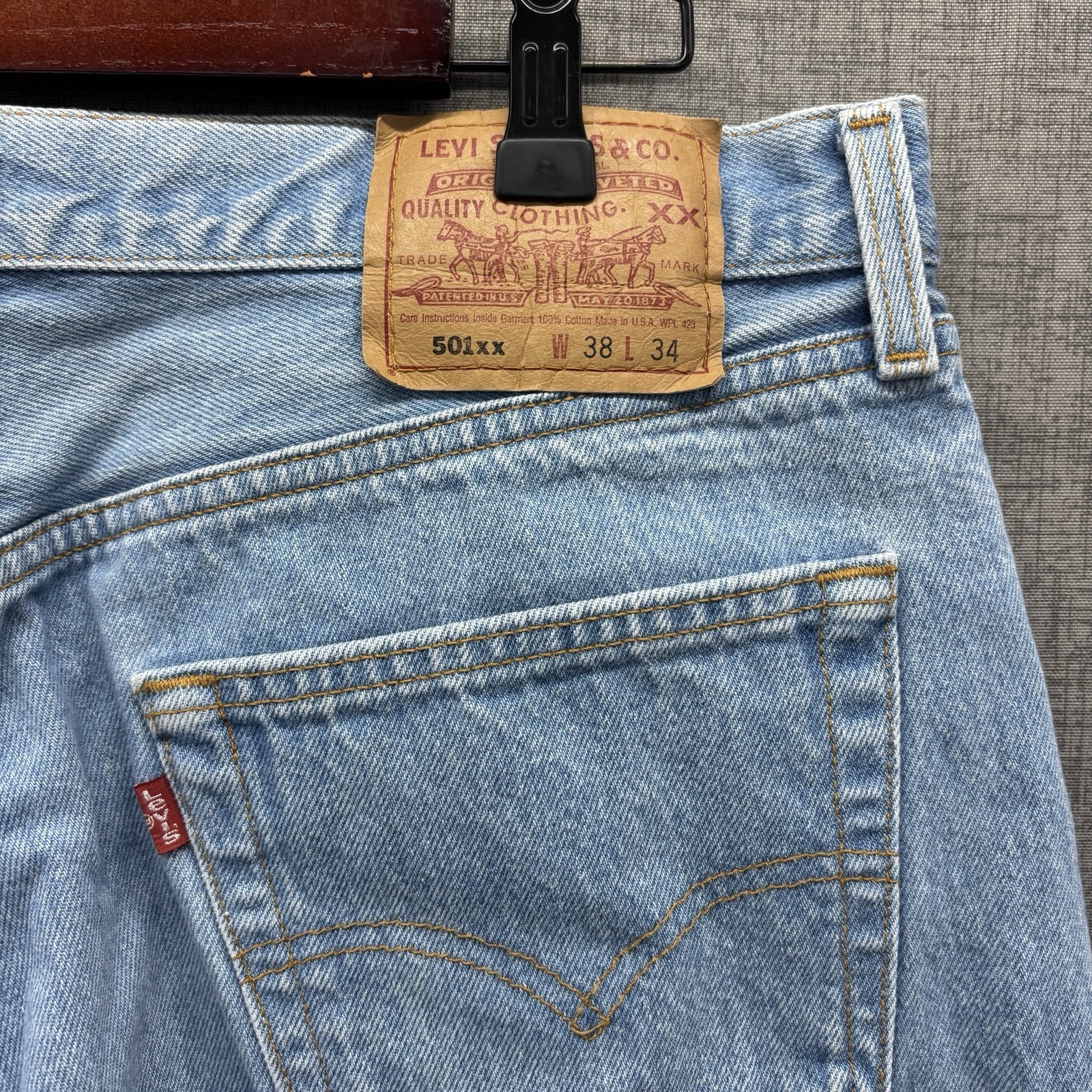Vintage Levis 501xx Jeans Mens 34×32 STF Light Wash Faded USA Made 90s