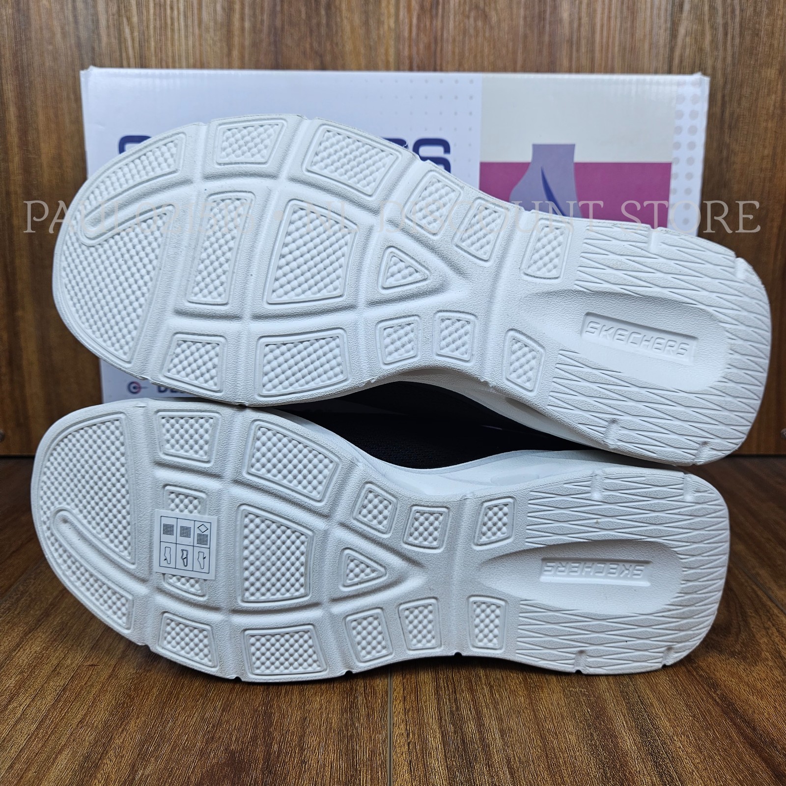 SKECHERS Women’s Hands Free Swift Fit Shoes ~ Black ~ Various Sizes
