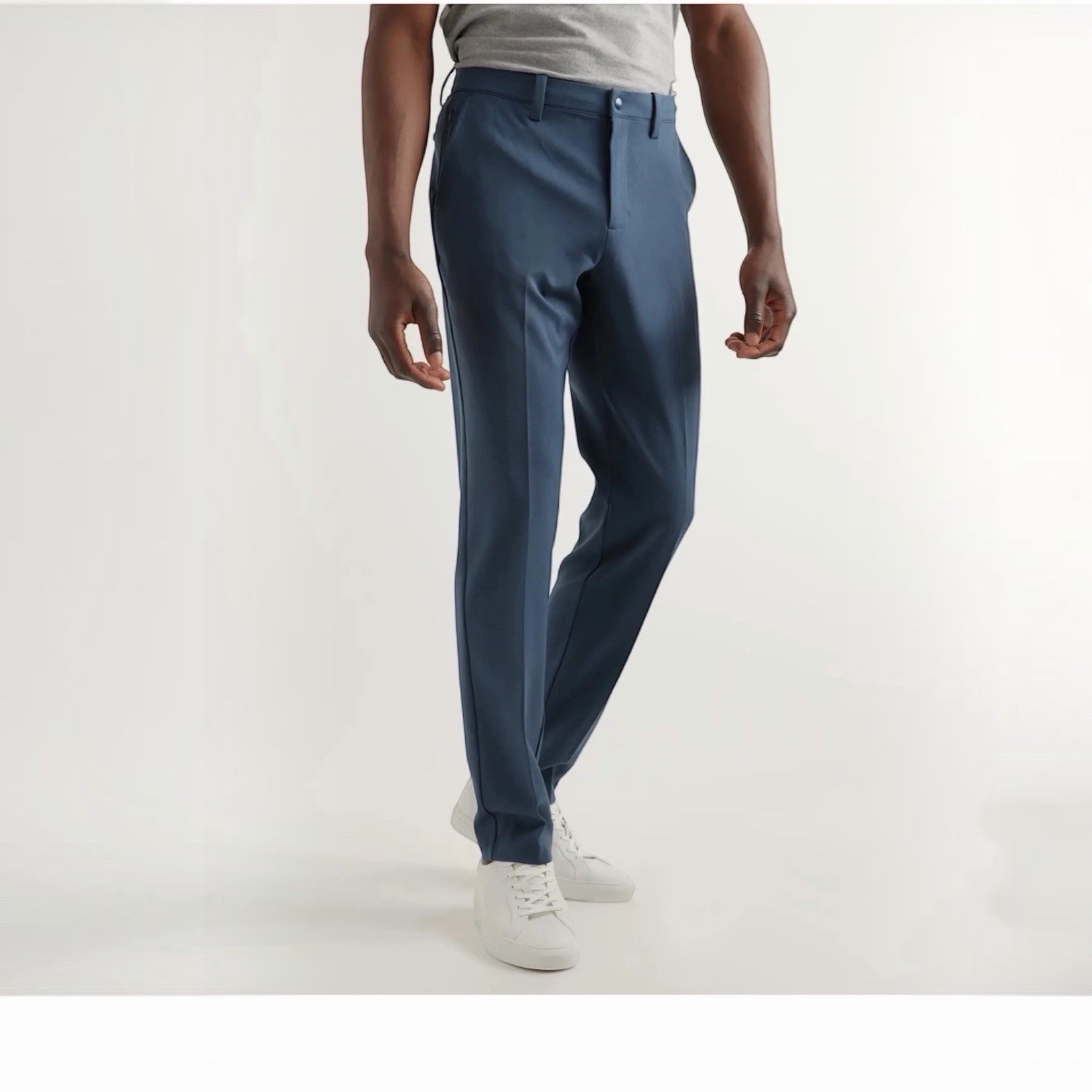 Quince Ultra-Stretch Athletic Taper 24/7 Smart Chino Pant Ocean Blue 33×34 NWT