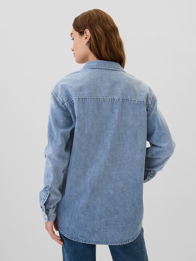 Gap Women’s Denim Big Shirt – Brand New. Free Shipping